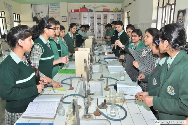Green Land Senior Secondary Public School-Chemistry Lab