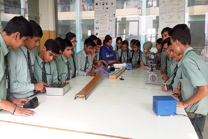 Green Land Convent School-Physics lab