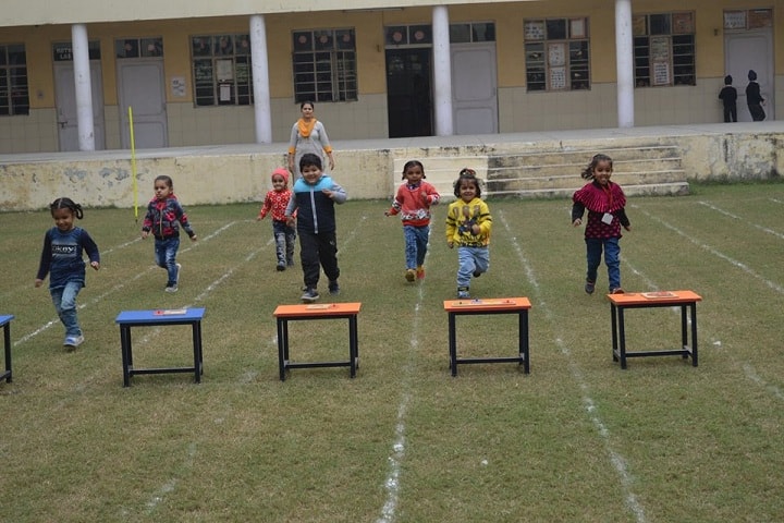 Gujrawala Guru Nanak Public School-Games