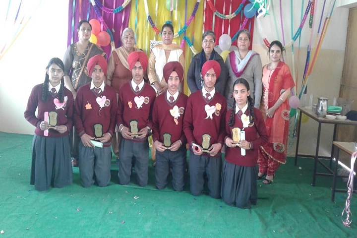 Guru Gobind Singh Academy-Prie distribution