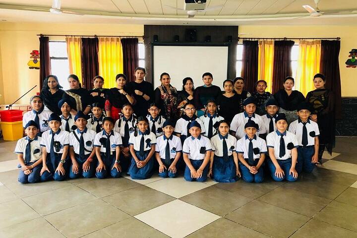 Guru Nanak Dev Global Academy-Students