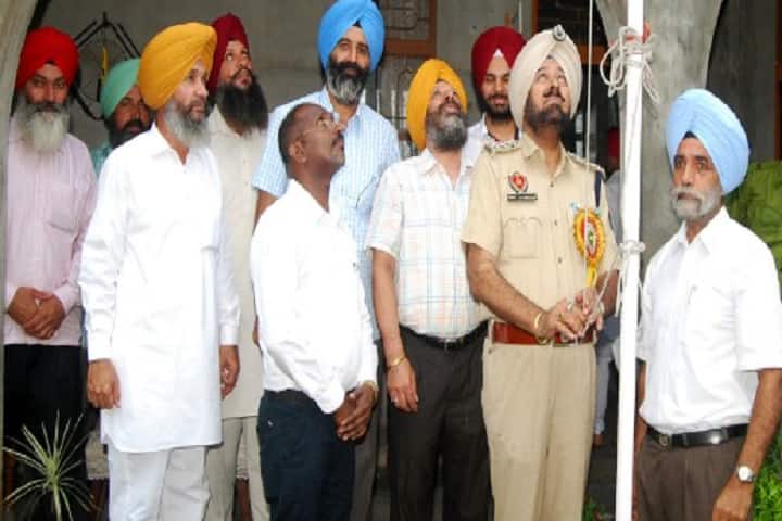 Guru Nanak Dev Public School-Events republic day