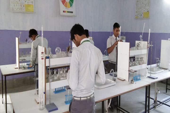 Hr Imperial Public School-Chemistry Lab