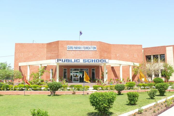 Guru Nanak Foundation Public School-School Building