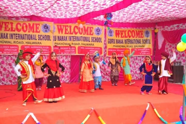 Guru Nanak International School-Dance Event