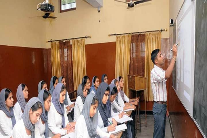 Guru Ram Dass Public School-Classroom