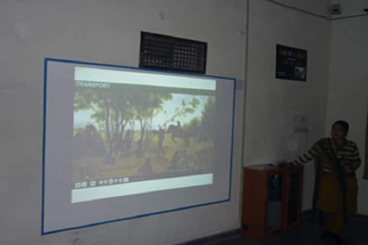 H S High School-Smart Classes