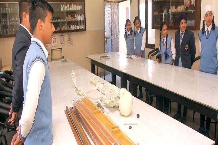 Holy Heart School-Science Lab