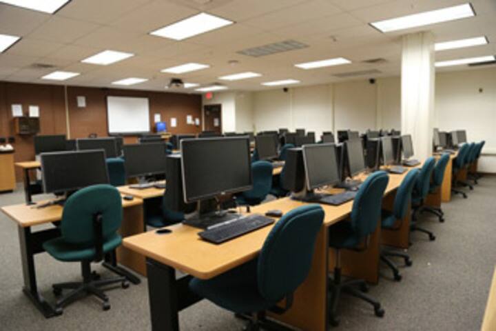 HVM Convent School-Computer Lab