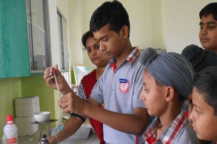 Indian Public School-Chemistry Lab