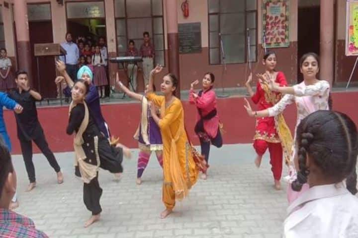 Jiya Lal Mittal DAV Public School-Dance