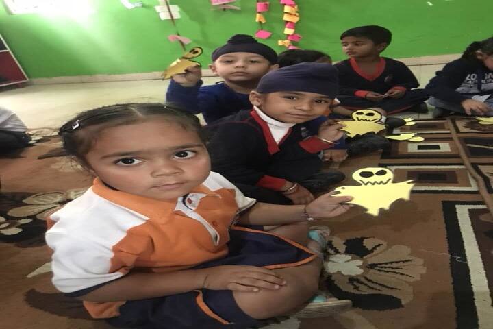 K D International School-Classroom Activity