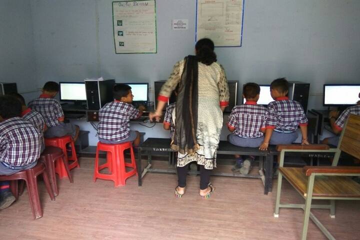 Kendriya Vidyalaya-Computer lab