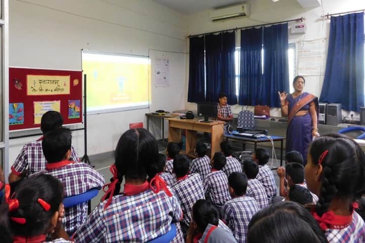Kendriya Vidyalaya No 5-Computer Lab