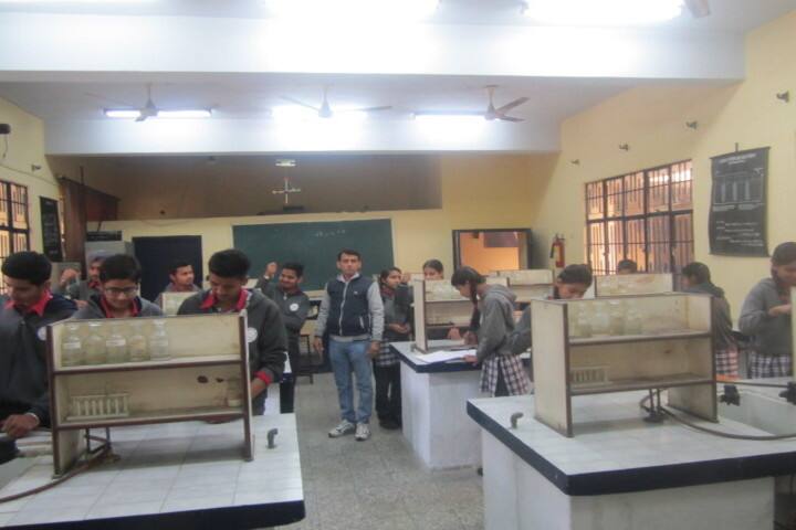 Kendriya Vidyalya-Physics Lab