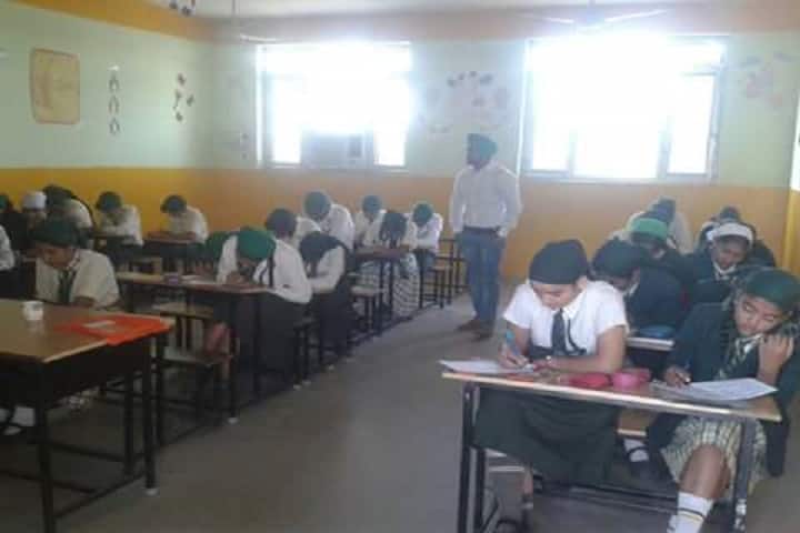 Lakshmi Devi Sahni School-Classroom