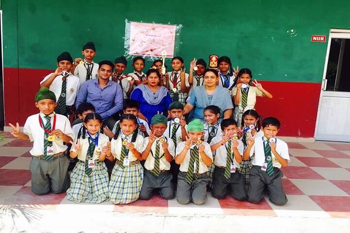 Lakshmi Devi Sahni School-Group-Photo