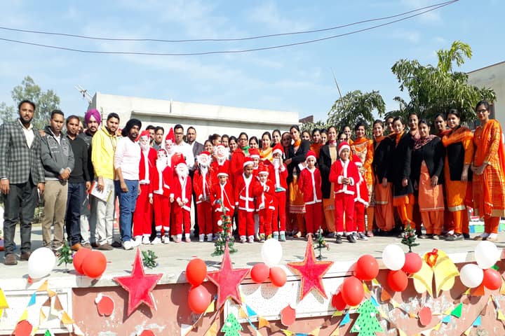 Lala Lajpat Rai International School-Christmas Celebrations