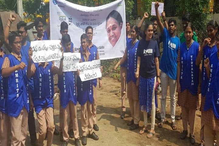 Amrita Vidyalayam-Awareness of Swachh Bharath