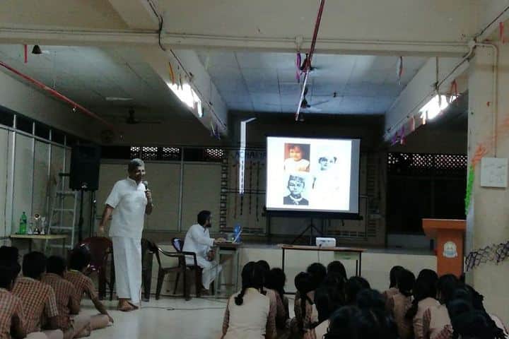 Amrita Vidyalayam-Projector