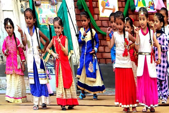 Maharaja Ranjit Singh Public Senior Secondary School-Dancing Activity