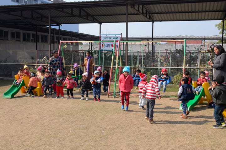 Manu Vatika Day Boarding School-Kindergarten