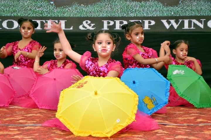 Mata Gujri Senior Secondary School-Events dance