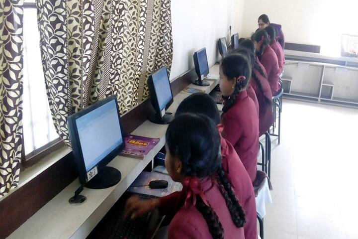 Mata Gujri Senior Secondary School-IT Lab