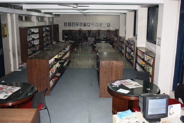 Mayor World School-Library
