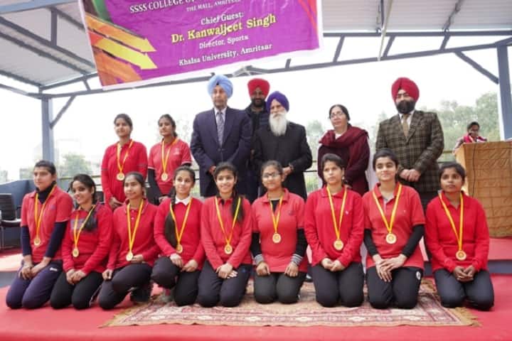 Modern High School-Awards