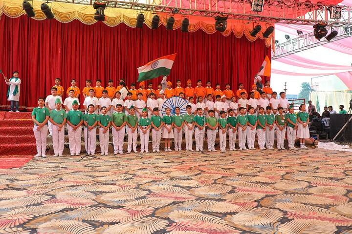 Om Parkash Bansal Modern School-Annual Cultural Day Dance Performance