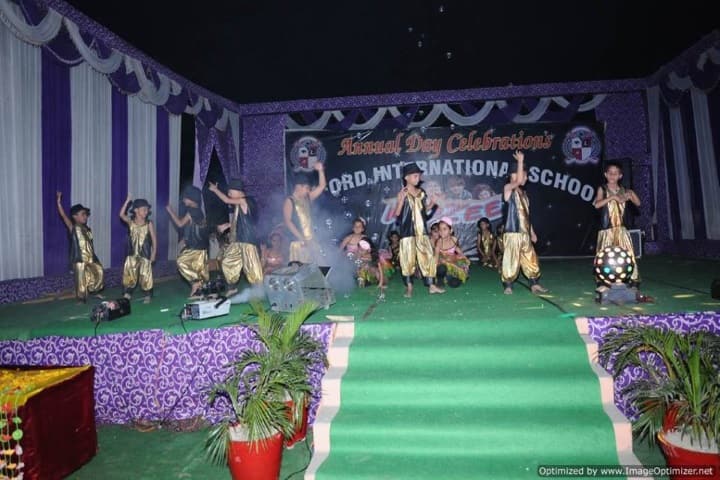 Oxford International School-Dance Performance by Primary Section