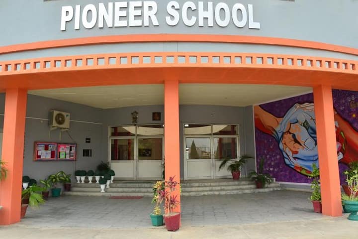 Pioneer School-Campus-Front-View