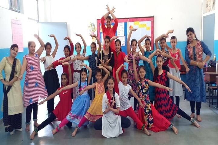 Police DAV Public School-Dance Class