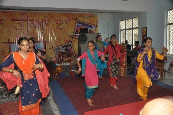 Rsd Raj Rattan Public School-Annual Day