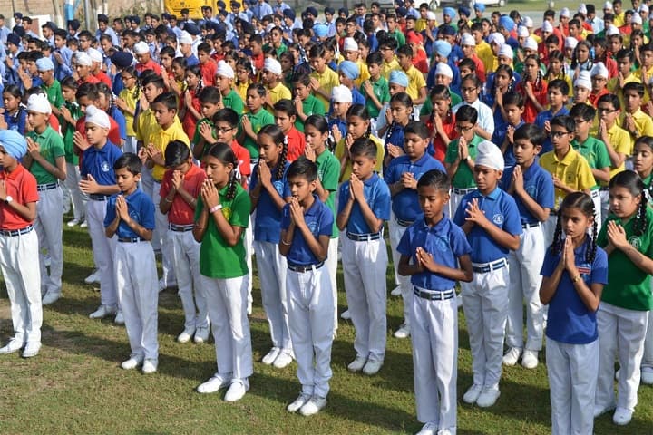 Rsd Raj Rattan Public School-Assembly