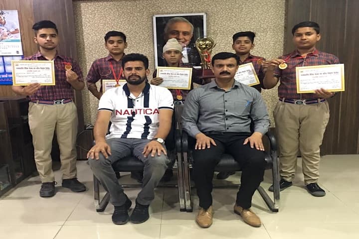 SDKL Dav Centenary Public School-Awards