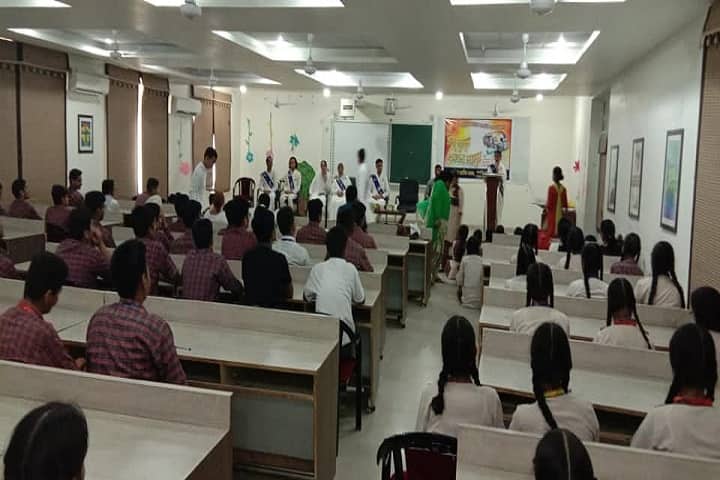 SDKL Dav Centenary Public School-Seminar