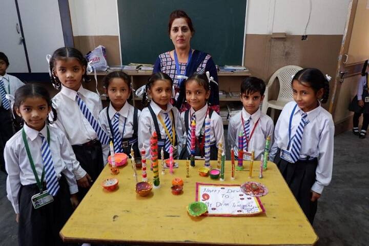 S K Public Senior Secondary School-Diwali Celebrations