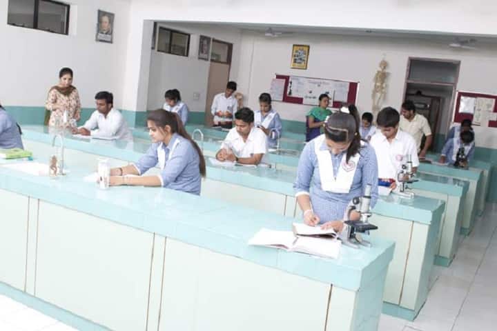 Sacred Heart Convent School-Biology Lab