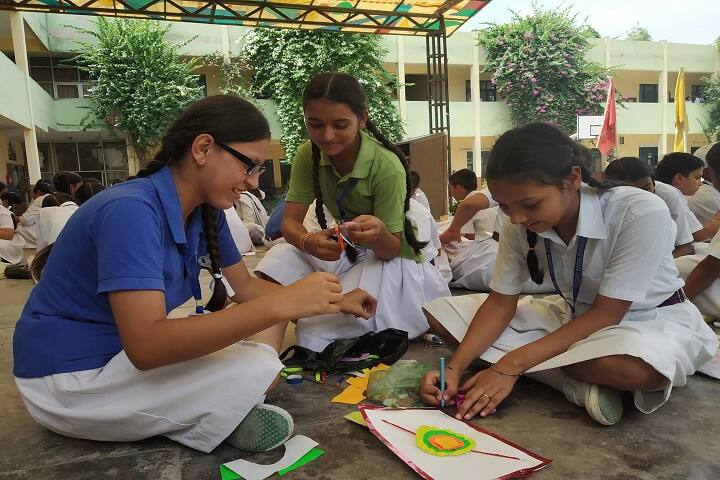 Sadhu Singh Shergil Academy-Rakhi Making Compitition