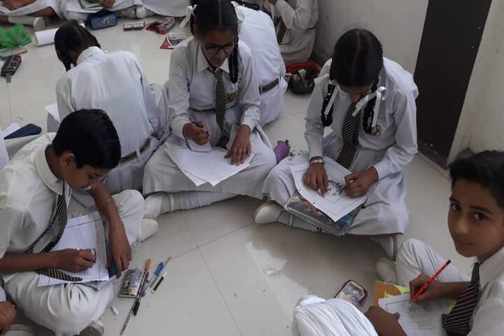 Saint Fateh Singh Convent School-Art Compitition