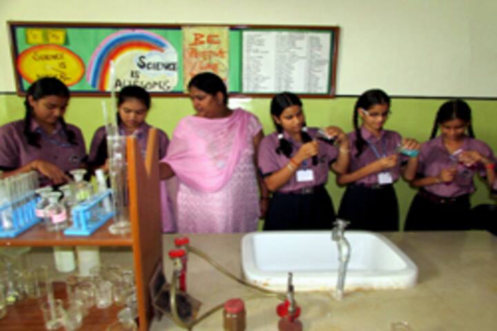 Sanawar An Institute For Children-Chemistry Lab