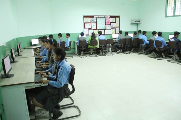 Sanskiriti Kmv School-Computer Lab