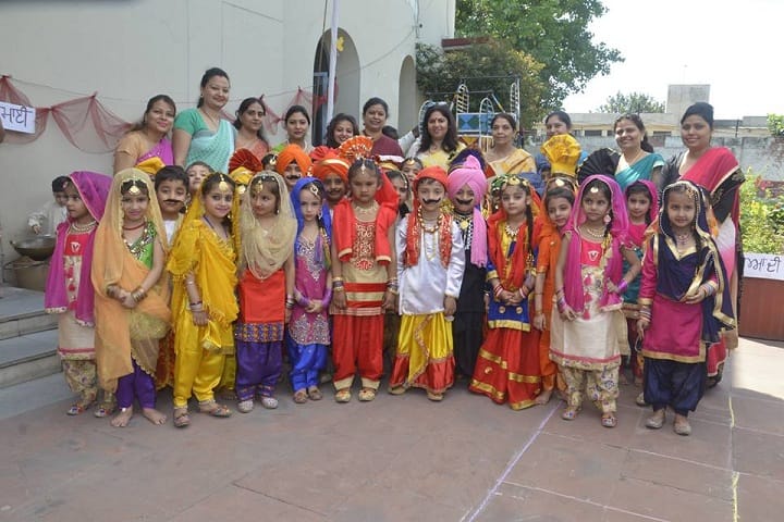 Sanskiriti Kmv School-Event1