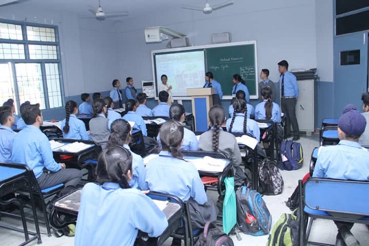 Sanskiriti Kmv School-Smart Class