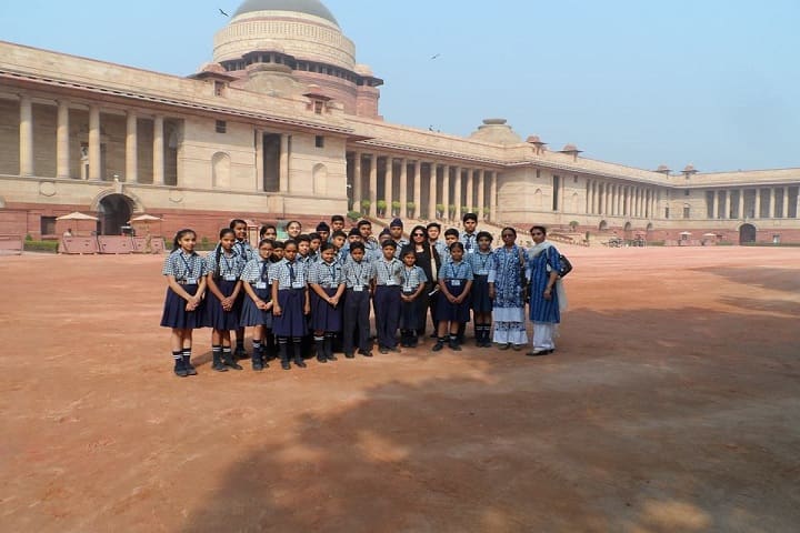 Sanskiriti Kmv School-Tour