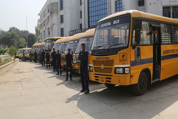 Sanskiriti Kmv School-Transport