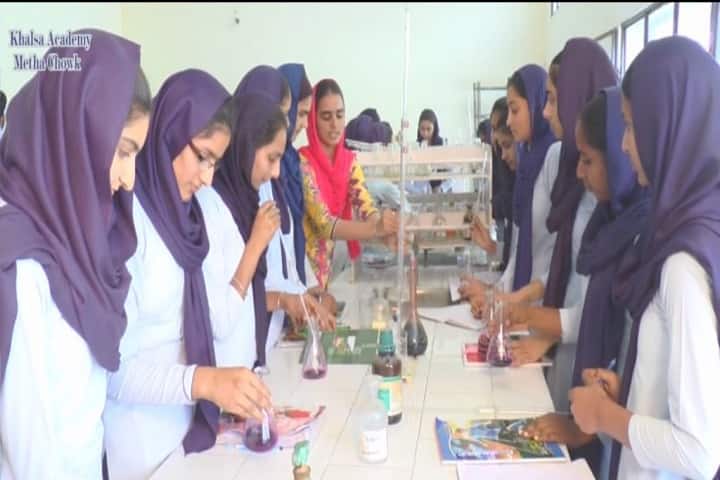 Sant Giani Gurbachan Singh Ji-Chemistry lab