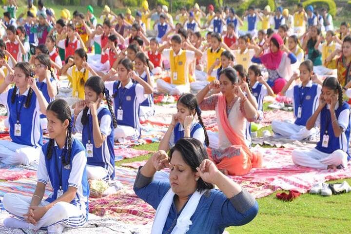 Scholar Fields Public School-Yoga